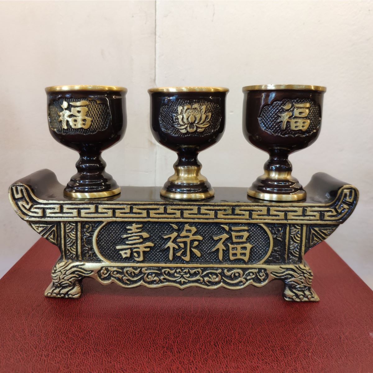 Bộ ngai 3 chén đồng vàng hun giả cổ